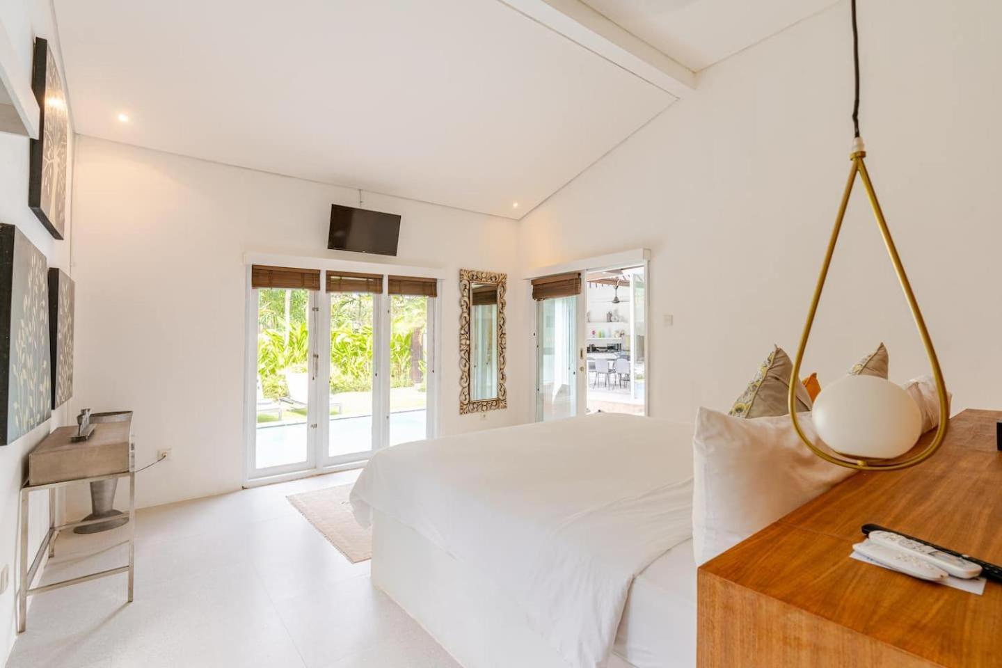 Villa Sitara, Sitara Villa Group Семиняк Екстериор снимка